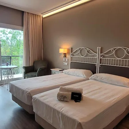 Golf Ξενοδοχείο 4*