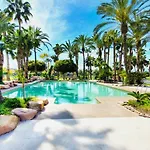 Hotel Golf 4*