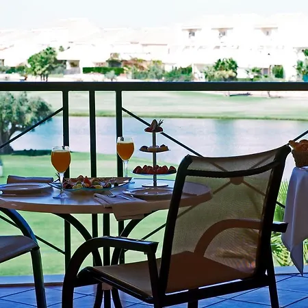 Hotel Golf 4*