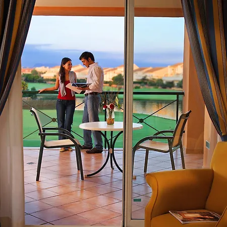 Golf Hotel