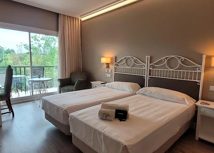 Golf Hotel 4*